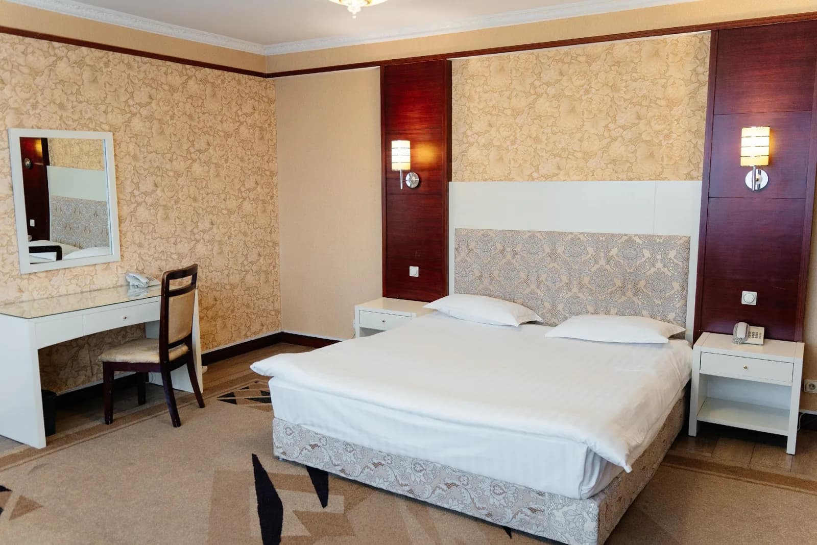 Люкс (двухкомнатный)